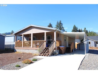 160 Wanda Ct, Myrtle Creek, OR 97457