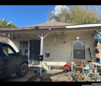 1215 Rivas St, San Antonio, TX 78207