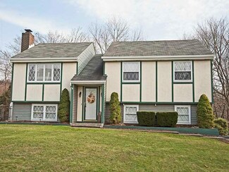 880 2nd Ave, Freedom, PA 15042