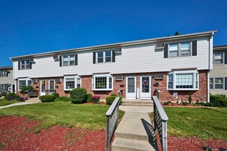 41 South St Unit 63, Easthampton, MA 01027