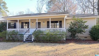 21381 Brenda Dr, Lake View, AL 35111