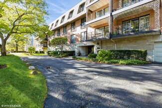 680 Green Bay Rd Unit 207, Winnetka, IL 60093
