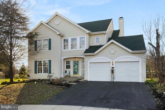 553 Clydesdale Dr, New Hope, PA 18938