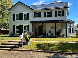 308 N 2nd St, Muscoda, WI 53573