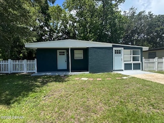 430 Dorothy Ave, Daytona Beach, FL 32117