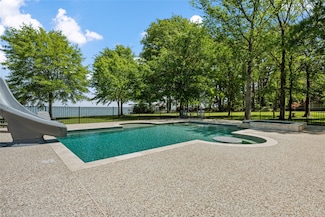 101 Oak Arbor Ln, Coldspring, TX 77331