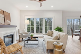 62 Oaken Ridge Unit 2, North Yarmouth, ME 04097