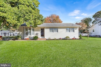 726 Walnut St, Florence, NJ 08518