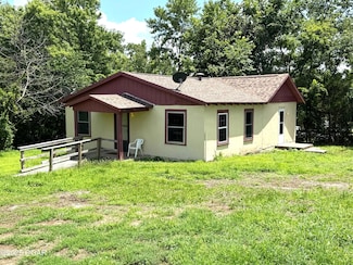 108 E 43rd St, Joplin, MO 64804
