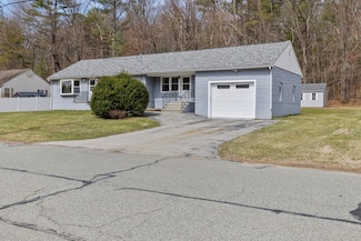 38 William Ward St, Uxbridge, MA 01569