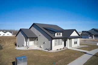 531 Lemere Ct, Green Bay, WI 54313