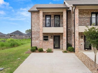 1944 Schovall Cir, Deridder, LA 70634