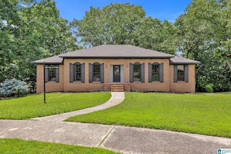2416 6th Place NW, Center Point, AL 35215