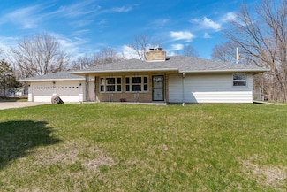 221 S Memorial Ave, Rockford, IL 61102
