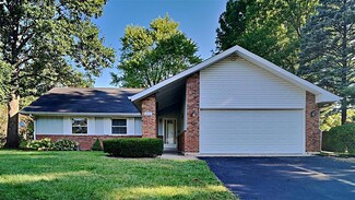 6812 Azalea Dr, Indianapolis, IN 46214