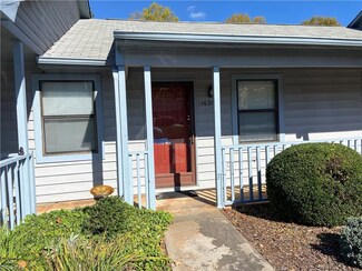 1637 Windsong Ct, Winston Salem, NC 27127