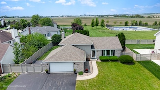2665 Daniel Lewis Dr, New Lenox, IL 60451