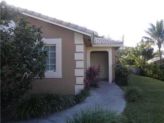 1641 SW 28th Way, Fort Lauderdale, FL 33312