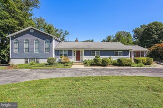 2112 Apple Tree Ln, Silver Spring, MD 20905
