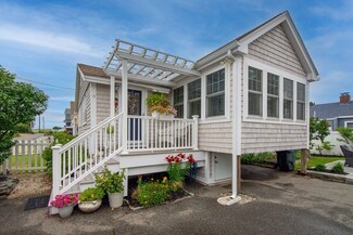6 51st St, Newbury, MA 01951