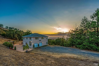 6001 Lichau Rd, Penngrove, CA 94951