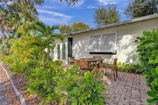 119 SW 5th St, Stuart, FL 34994
