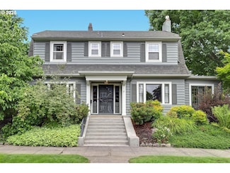 1931 NE Siskiyou St, Portland, OR 97212