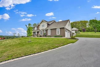 77 Hunters Trail Rd, Wellsboro, PA 16901
