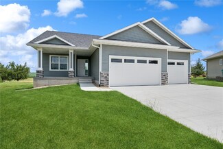 409 Eagle Ct, Shellsburg, IA 52332