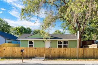 5311 El Paso St, San Antonio, TX 78237