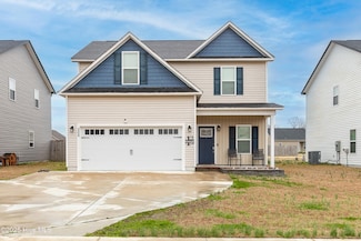 304 E Franck St, Richlands, NC 28574