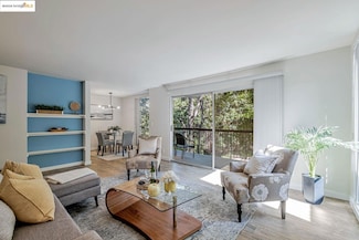 2700 Le Conte Ave Unit 301, Berkeley, CA 94709