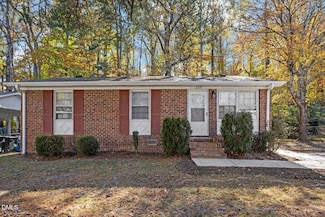 209 W Westbury Dr, Oxford, NC 27565