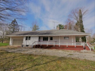 300 Pleasant Valley Rd, Hillman, MI 49746