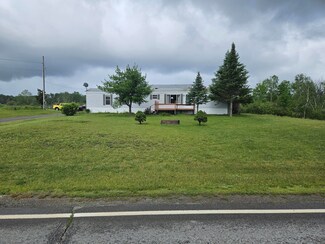 431 Day Rd, Brewer, ME 04412