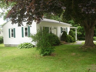 5 Golf St, Fairhaven, MA 02719