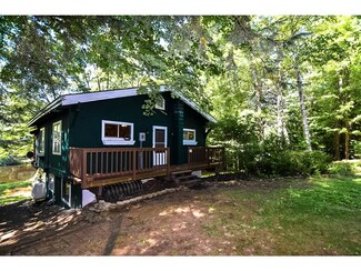 17 New Hampshire Dr, Webster, NH 03303