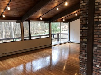 120 Wolf Rock Rd, Carlisle, MA 01741