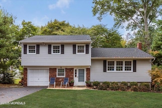 4 High St, Morganville, NJ 07751