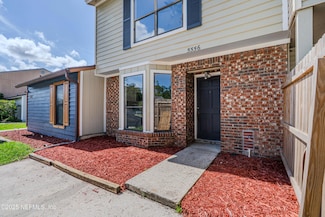 5556 Cabot Dr N, Jacksonville, FL 32244