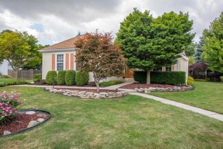 1653 Bendelow Dr, Columbus, OH 43228