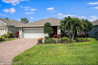 348 Sandcrest Cir, Sebastian, FL 32958