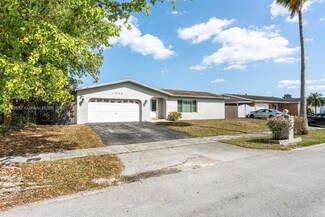 17023 SW 107th Place, Miami, FL 33157