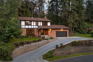 2726 E Mount Vernon Dr, Spokane, WA 99223