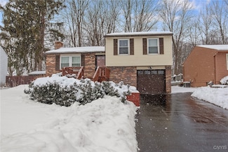 3878 Pintail Path, Liverpool, NY 13090