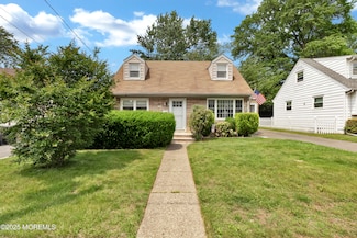 207 New York Ave, Bergenfield, NJ 07621