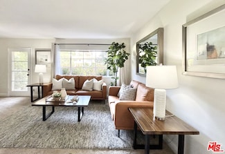 5162 Village Green, Los Angeles, CA 90016