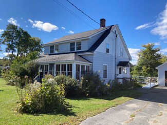 87 Fairview Ave, Skowhegan, ME 04976