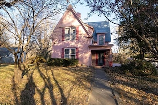 1911 N 22nd St, Saint Joseph, MO 64505