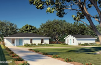 210 Center St, Daytona Beach, FL 32117